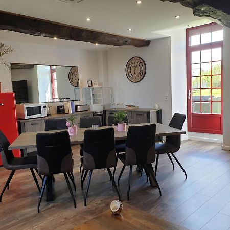 Chambres De Villee Saint-Georges-de-Gréhaigne Eksteriør bilde