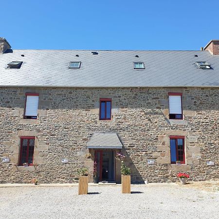 Chambres De Villee Saint-Georges-de-Gréhaigne Eksteriør bilde